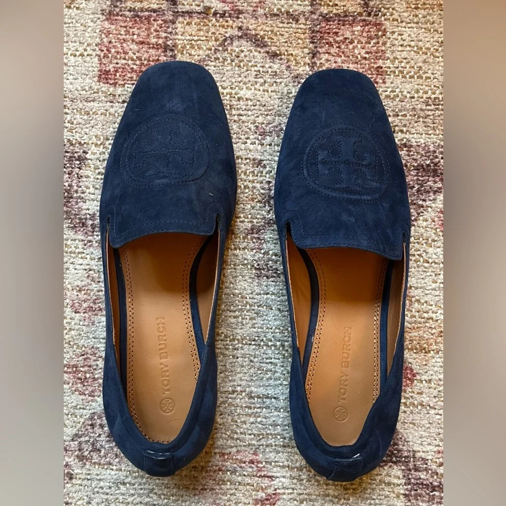 Flats - Picture 1 of 3